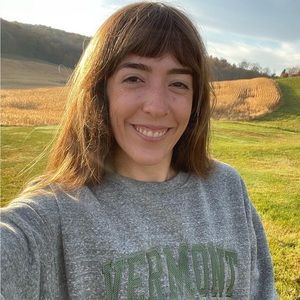 Meet your Posher, Yesie